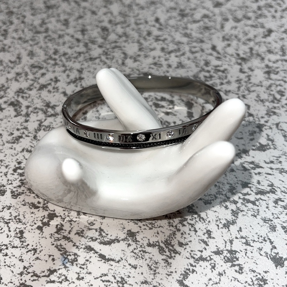 (NEW) Shiny adorable cute bracelet